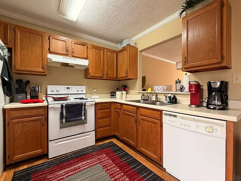 170 Northview Dr #6 — Photo 14