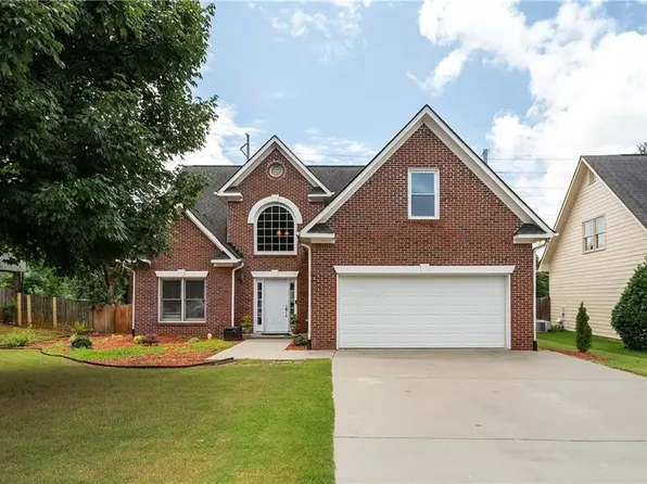 3450 Maple Terrace Dr, Suwanee, GA 30024