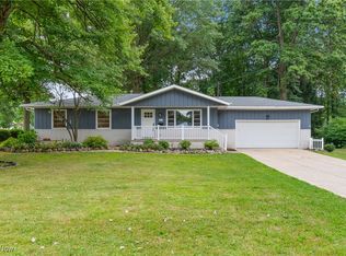 107 W Howe Rd, Tallmadge, OH 44278