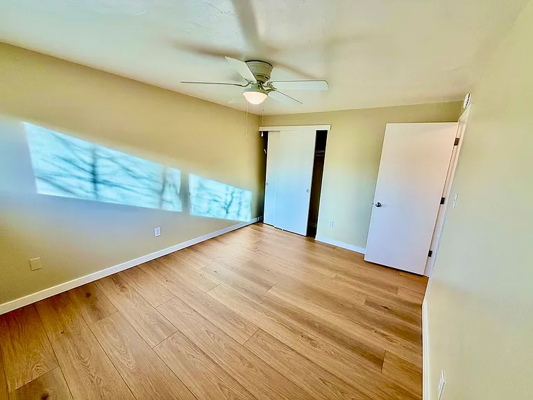 1301 Iowa St #14B — Photo 9