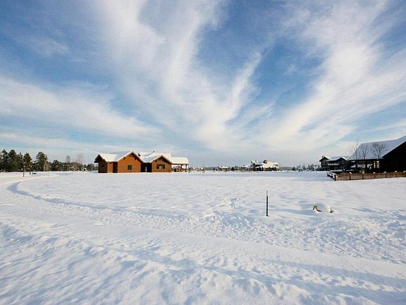 2nd image of 3015 River Lakes Dr