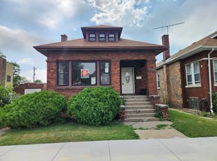 7542 S Prairie Ave, Chicago, IL 60619