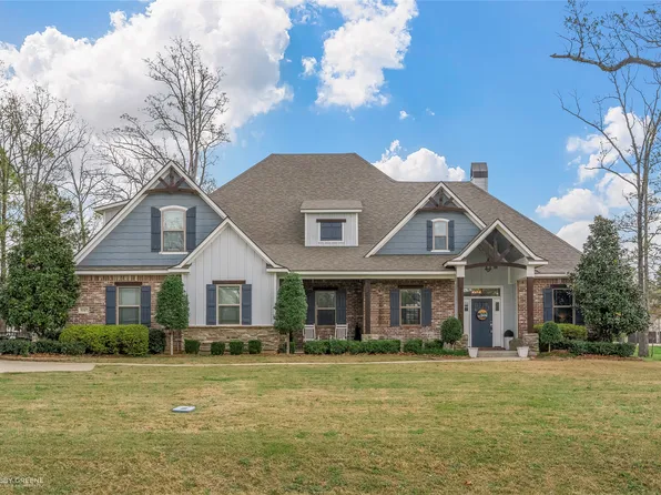5107 Waters Edge Dr, Benton, LA 71006