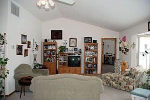 2nd image of 4236 N Alderbrook Dr