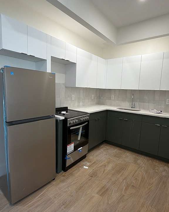 1st image of 1166 Sherman Ave APT 2