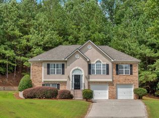 903 Wandering Vine Dr SE, Mableton, GA 30126