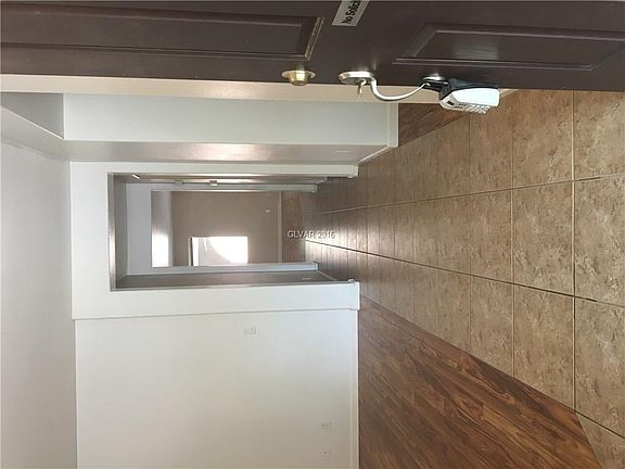 2nd image of 5511 Erin Lee Ct
