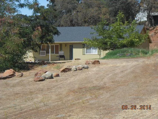 4392 Hartvickson Ln photo 1