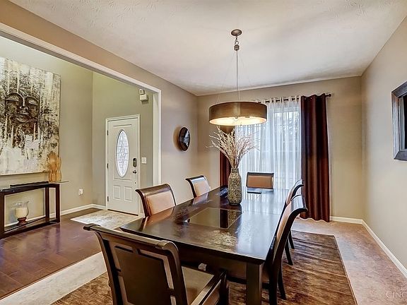 5th image of 7292 Woodberry Dr