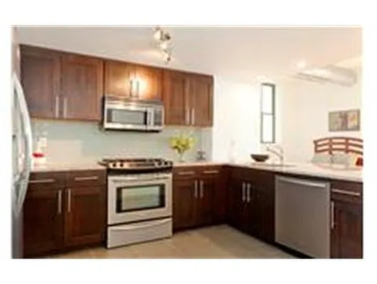 Sold by Douglas Elliman | media 15