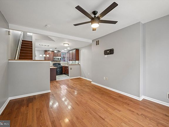 5th image of 3305 Krail St