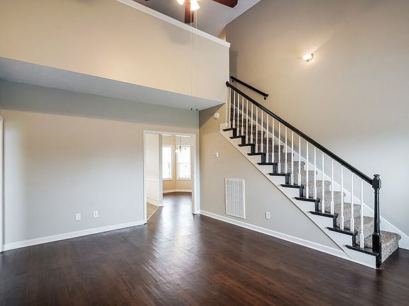 4th image of 3411 Wellington Pl