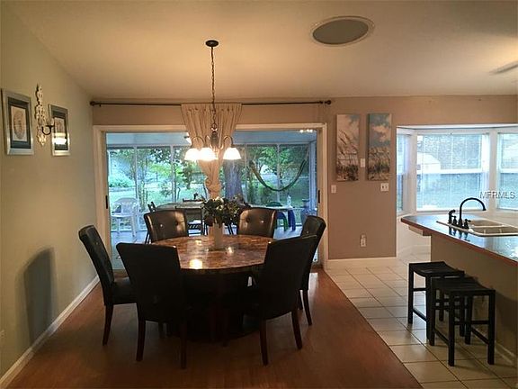 3rd image of 370 Burriss Dr