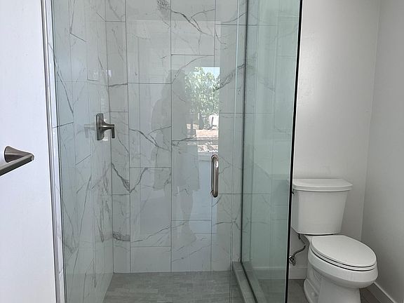 4th image of 1258 La Granada Dr