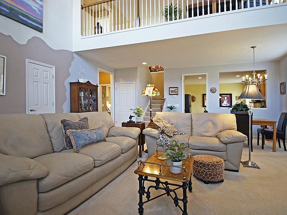 2nd image of 49593 Courtyard Ln #38