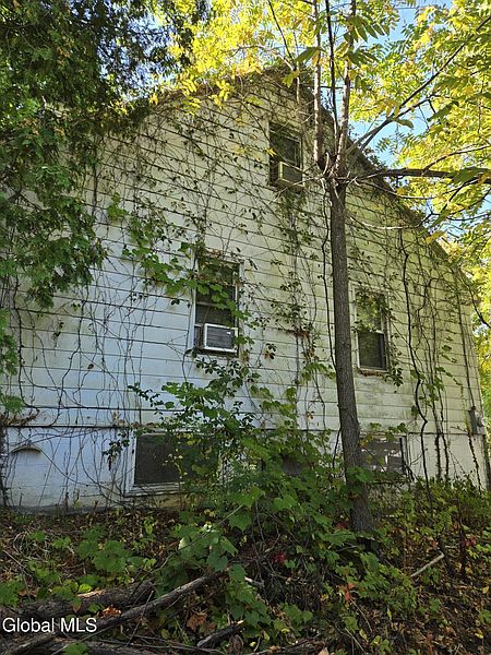 4th image of 14 Meadow Lane