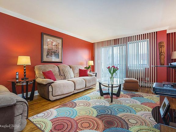 2nd image of 8524 Dumont Ave #9C