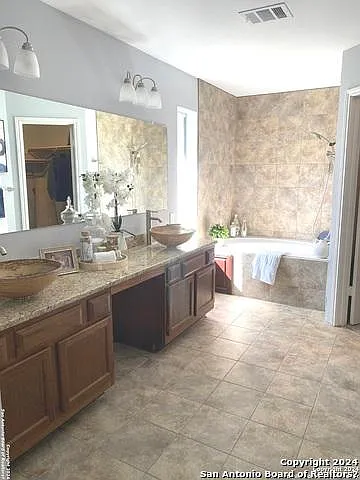 576 Gallagher Dr — Photo 10