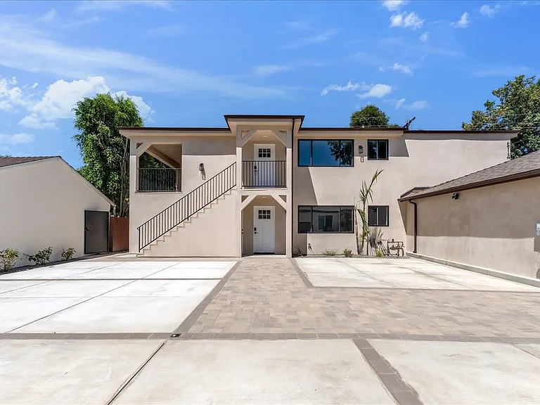 6915 Encino Ave #LOWER — Photo 33