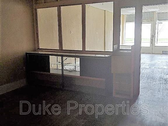 3rd image of 661 Thurston Rd Unit 661