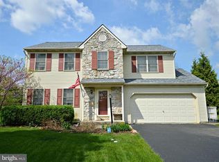 318 N New St, Lititz, PA 17543