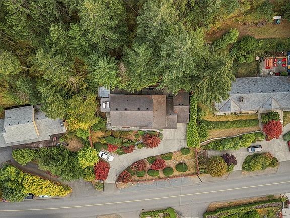 3rd image of 5287 Lost Lake Rd