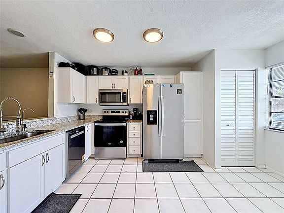 4th image of 5301 LADYWELL CT