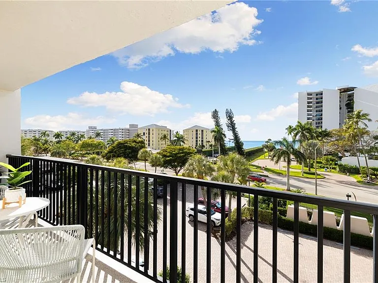 3500 Gulf Shore Blvd N #406 — Photo 22