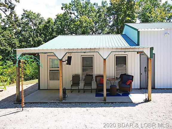 2nd image of 146 Cottonwood Ln