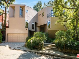 9953 Westwanda Dr, Beverly Hills, CA 90210