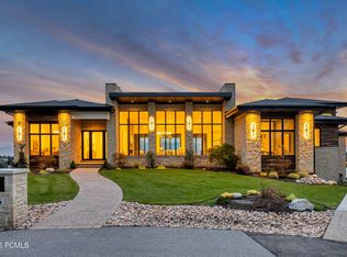 6 E Eastern Peak Cv, Sandy, UT 84092