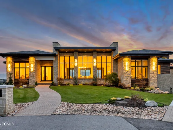 6 E Eastern Peak Cv, Sandy, UT 84092