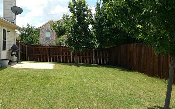 3rd image of 11016 Briaroaks Dr