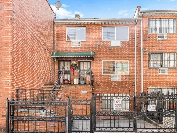 704 E 182nd Street, Bronx, NY 10457