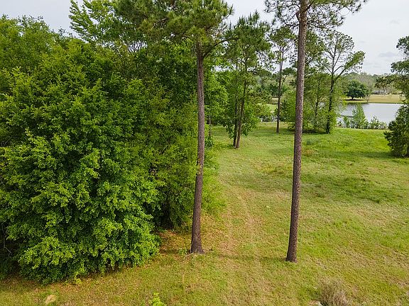 2nd image of 4431 Sweetheart Cir