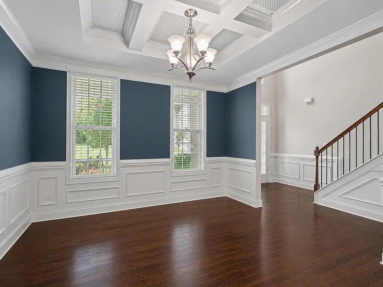 Formal Dining