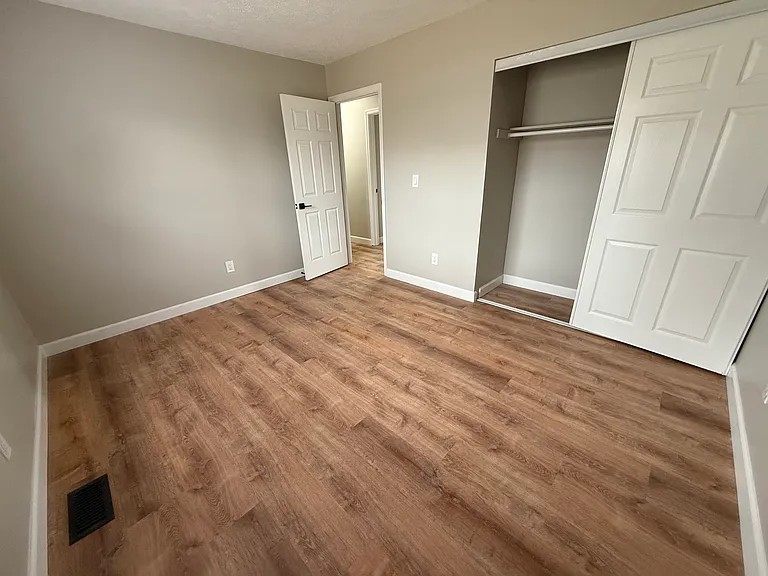 5363 Burgundy Pl — Photo 5