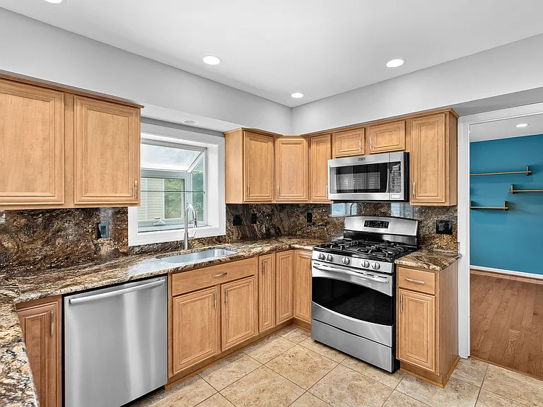 12545 Browns Ferry Rd — Photo 11