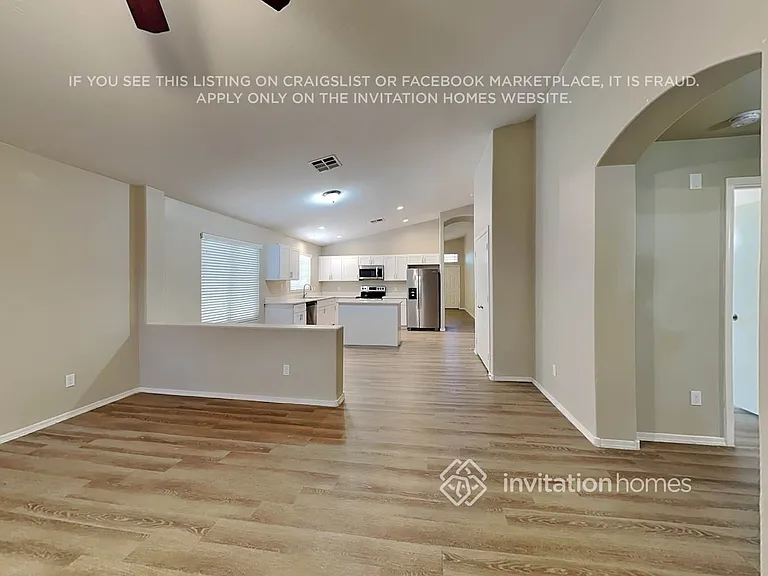 13383 W Watson Ln — Photo 6