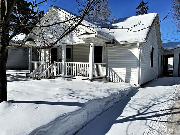 3rd image of 656 5th Ave S #S
