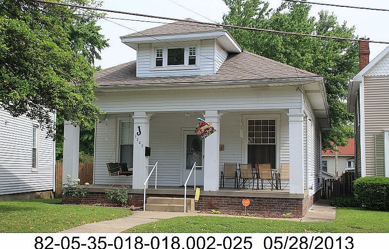 1st image of 3209 Broadway Ave