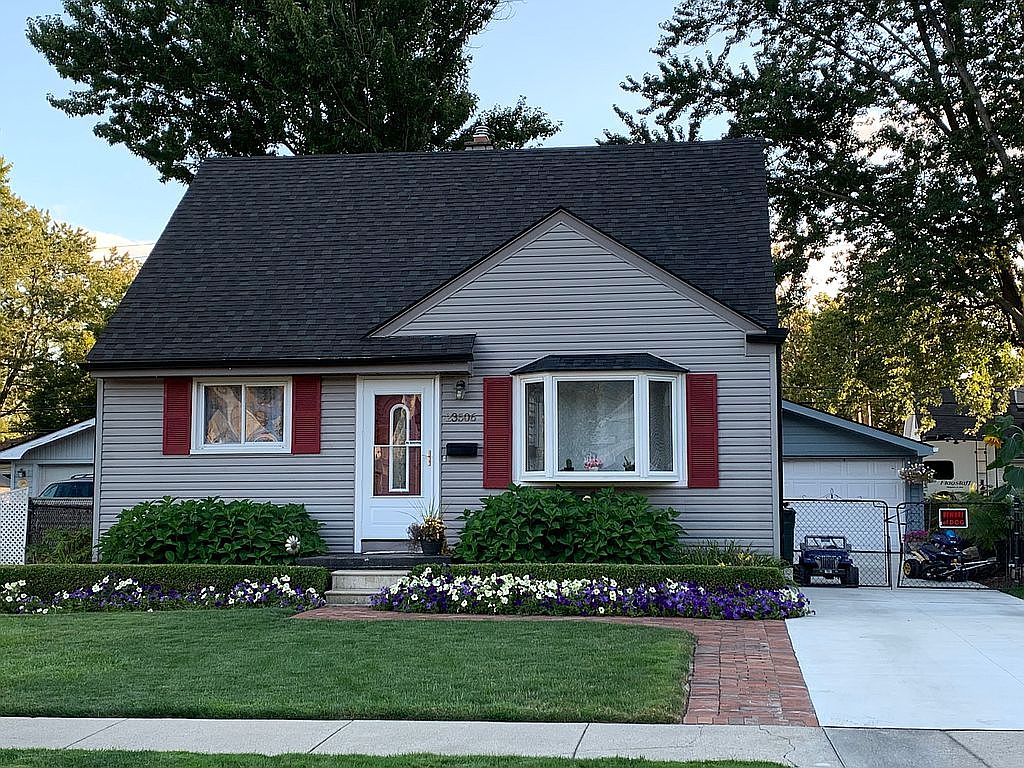 23506 Deziel St, Saint Clair Shores, MI 48082 Zillow