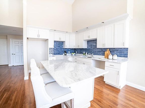 3rd image of 101 Bella Vista Cir #61