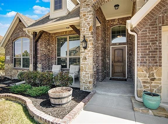 2nd image of 121 Haymeadow Dr
