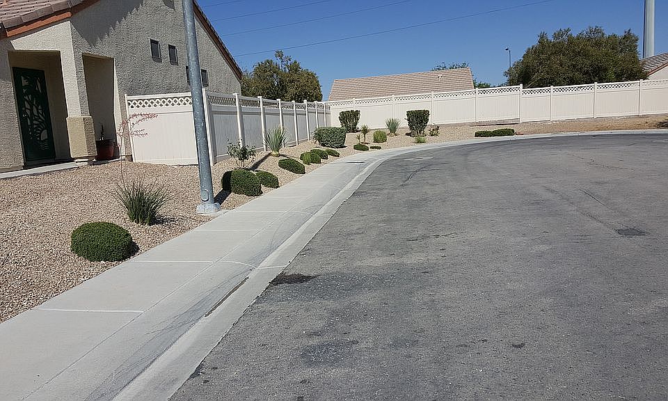 2nd image of 5614 Tropic Breeze St