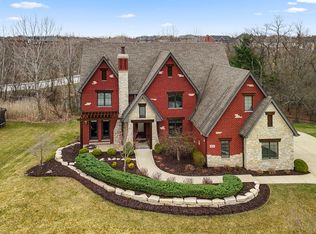 8863 Hillside Dr, Saint John, IN 46373