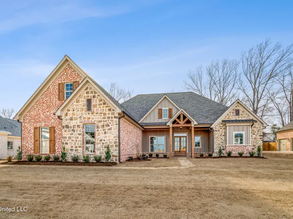 1835 Baisley Dr, Nesbit, MS 38651