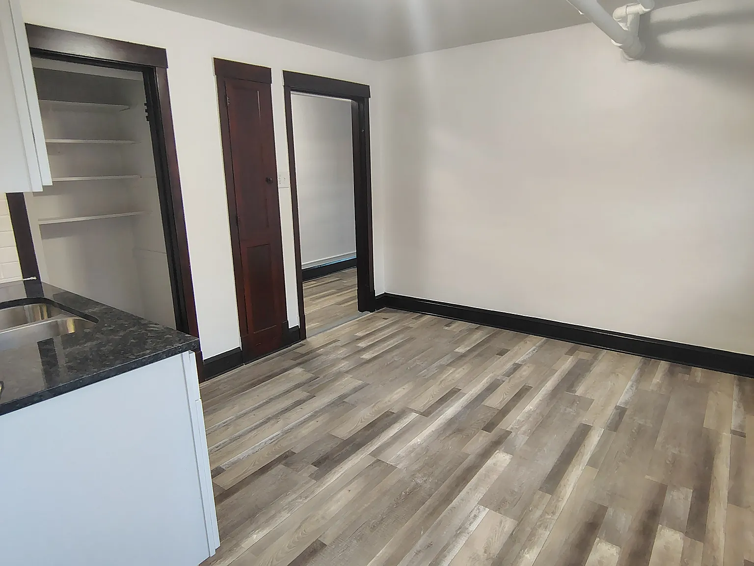 3532 Grove Ave — Photo 4