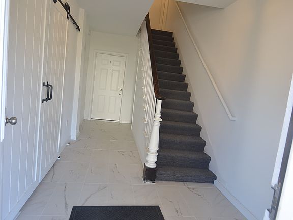 2nd image of 204 Brown St APT 2