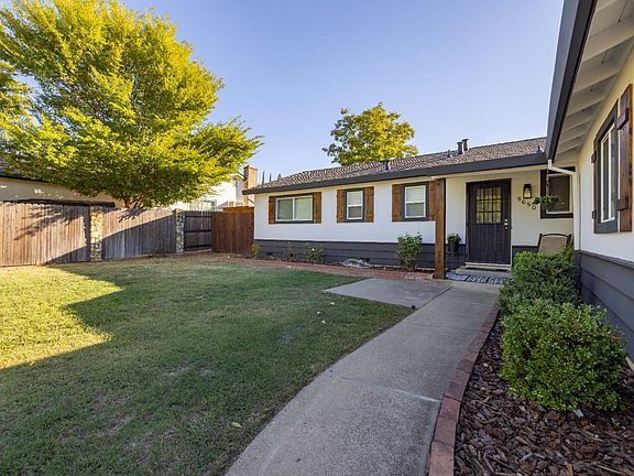 3rd image of 5650 Mariposa Avenue